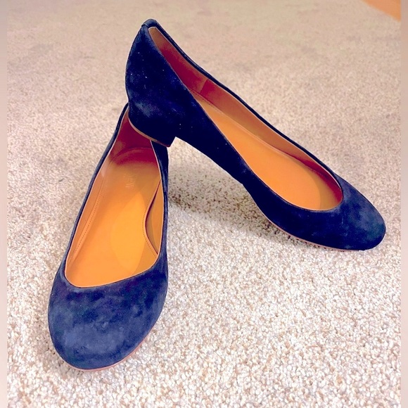 J.Crew Suede Navy Blue Ballet flats with heel - Picture 2 of 8